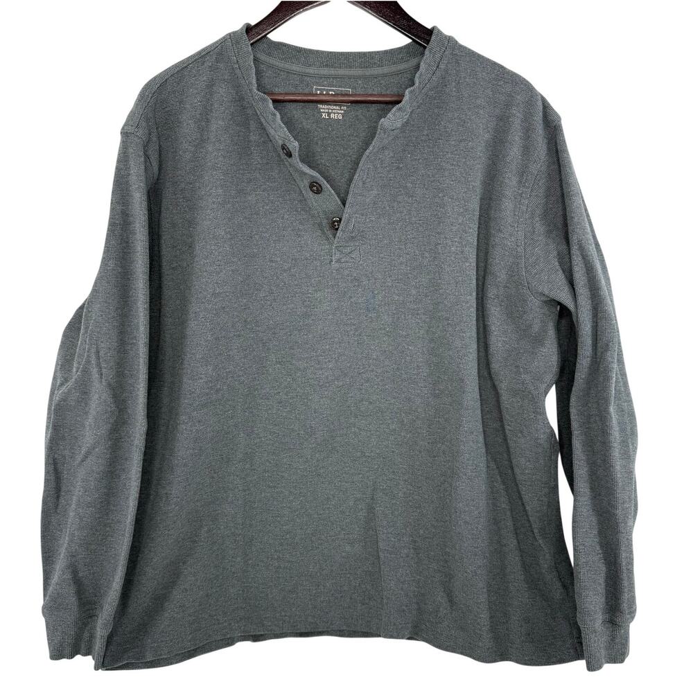 L.L. Bean Gray Waffle Knit Henley XL